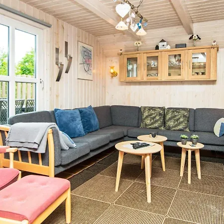 Holiday home 5 Person Holiday In Hemmet